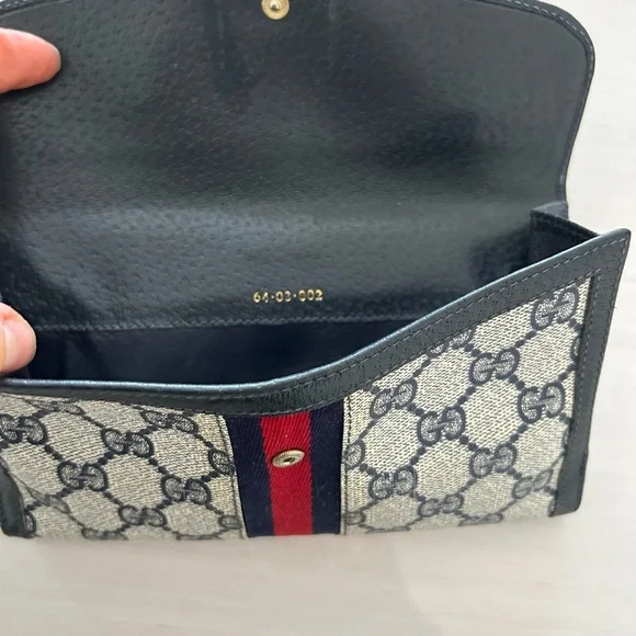 AUTHENTIC GUCCI VINTAGE GG Monogram Supreme Blue Leather & Canvas Long Wallet - Picture 11 of 12